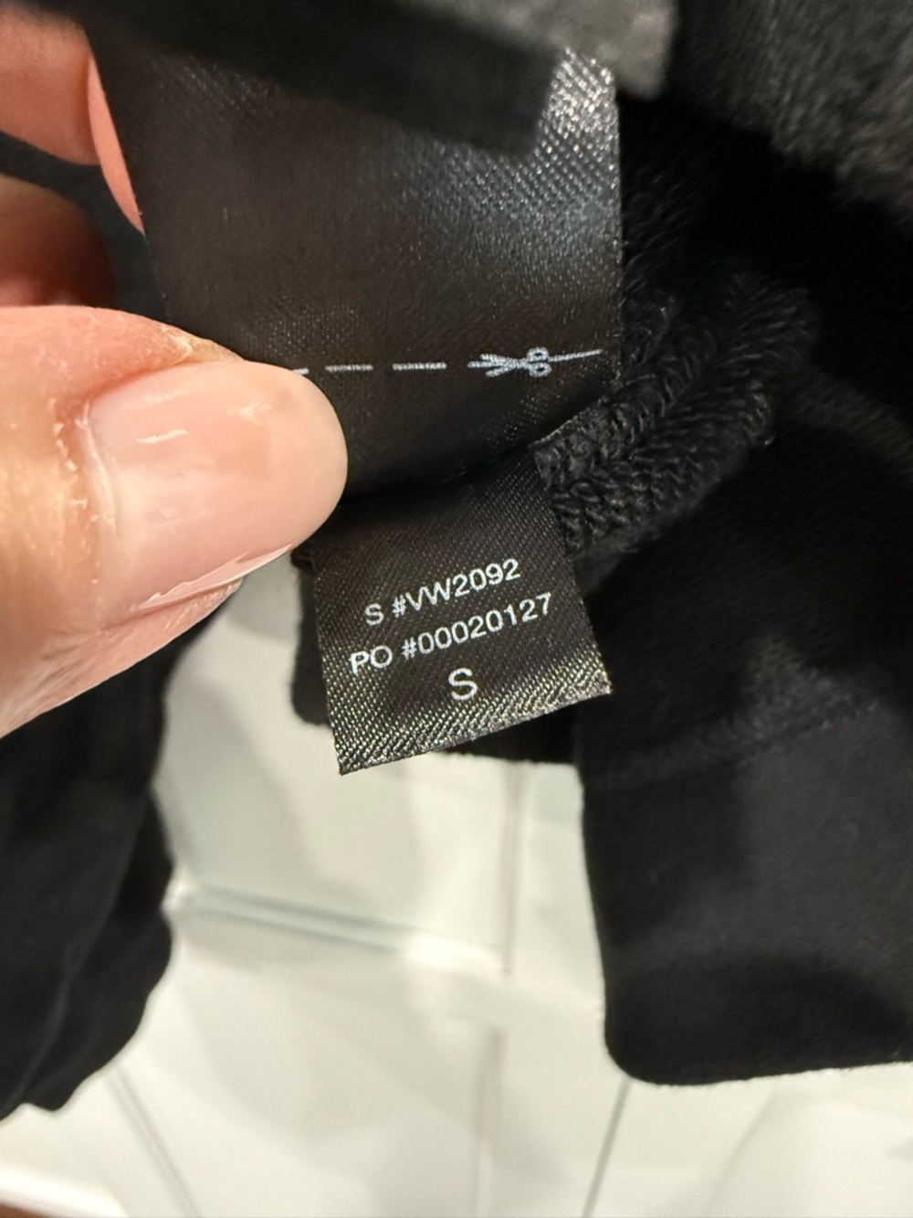 Vuori NEW Sedona Crop Hoodie size Small - Picture 6 of 8